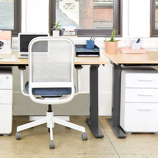 Furnishing the Deal: How Poppin Helps CRE Brokers Deliver Move-In-Ready Spaces