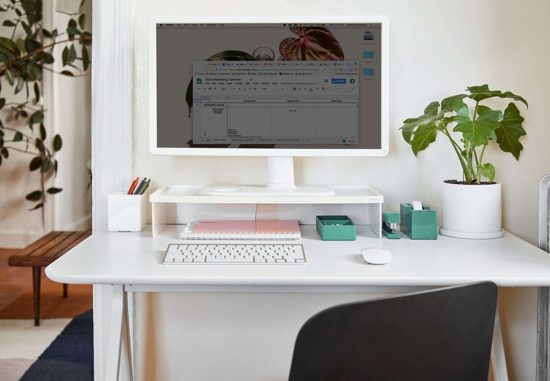 The Ultimate Guide to Home Office Organization (With a Printable Checklist!)