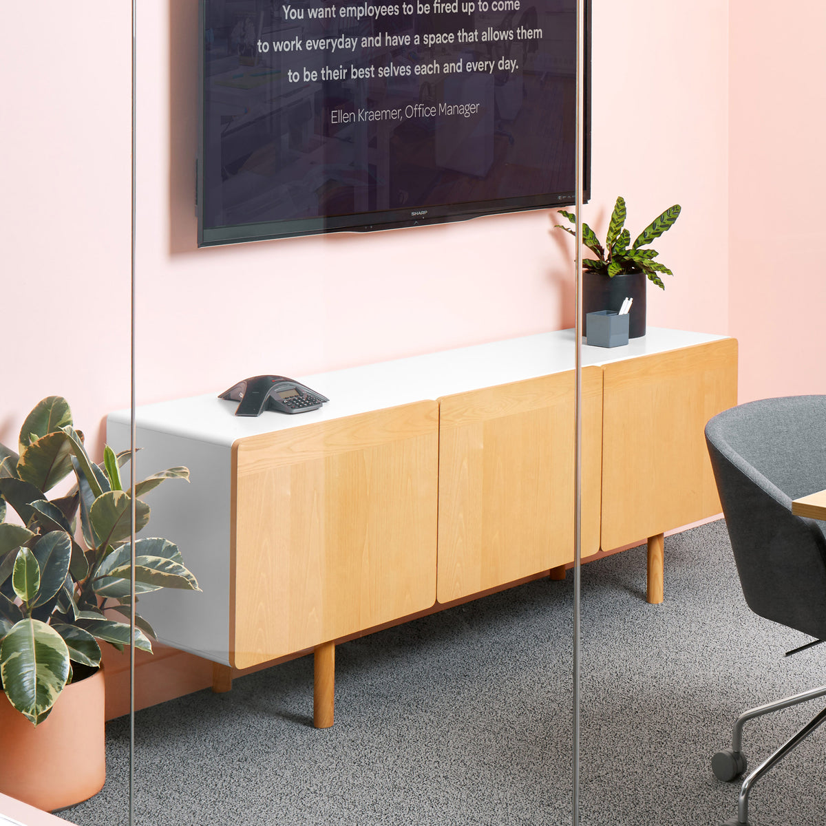 カランビット　30 Check Out the Cleo Credenza, 70